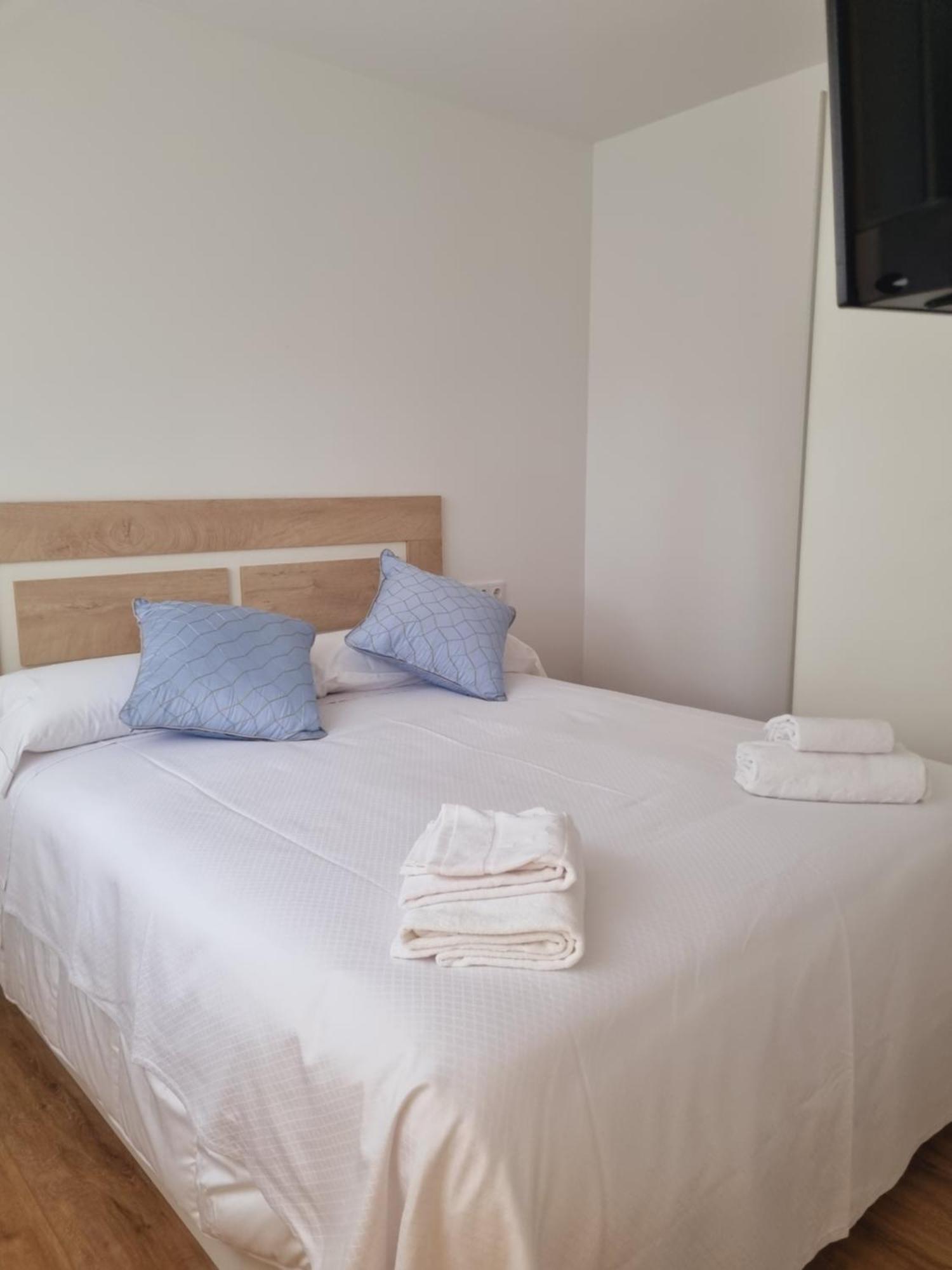 Maile Apartamentos Potes Phòng bức ảnh