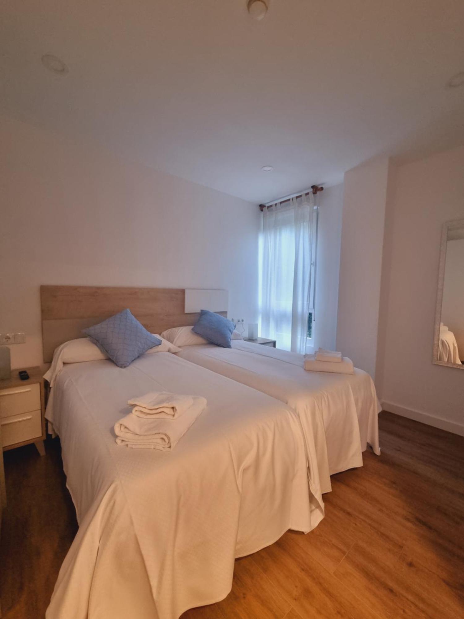 Maile Apartamentos Potes Phòng bức ảnh